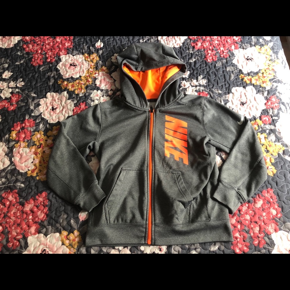 Boys Nike zip up hoodie